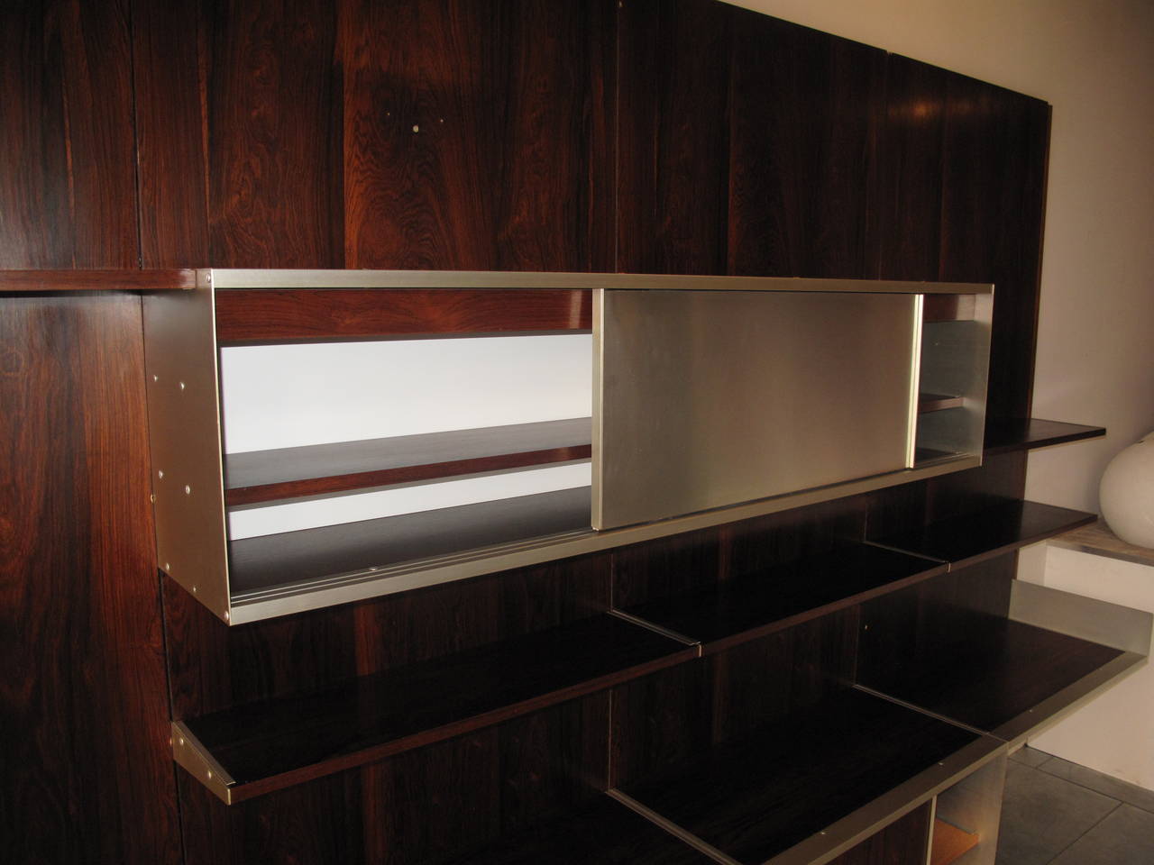 Georges Frydman Efa Rosewood Wall System In Excellent Condition For Sale In Grenoble, FR