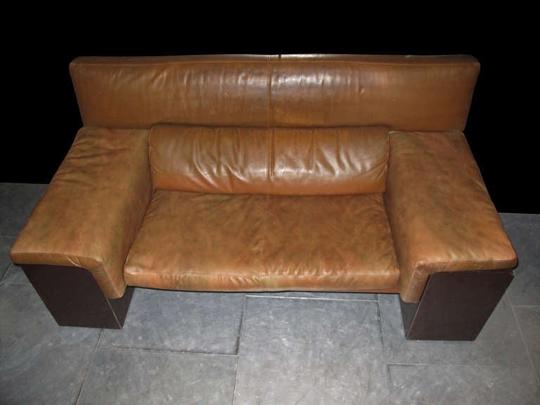 Cini Boeri designed Brigadier vintage sofa designed for Gavina circa 1970's in brown leather cushions with  lacquered wood frame.