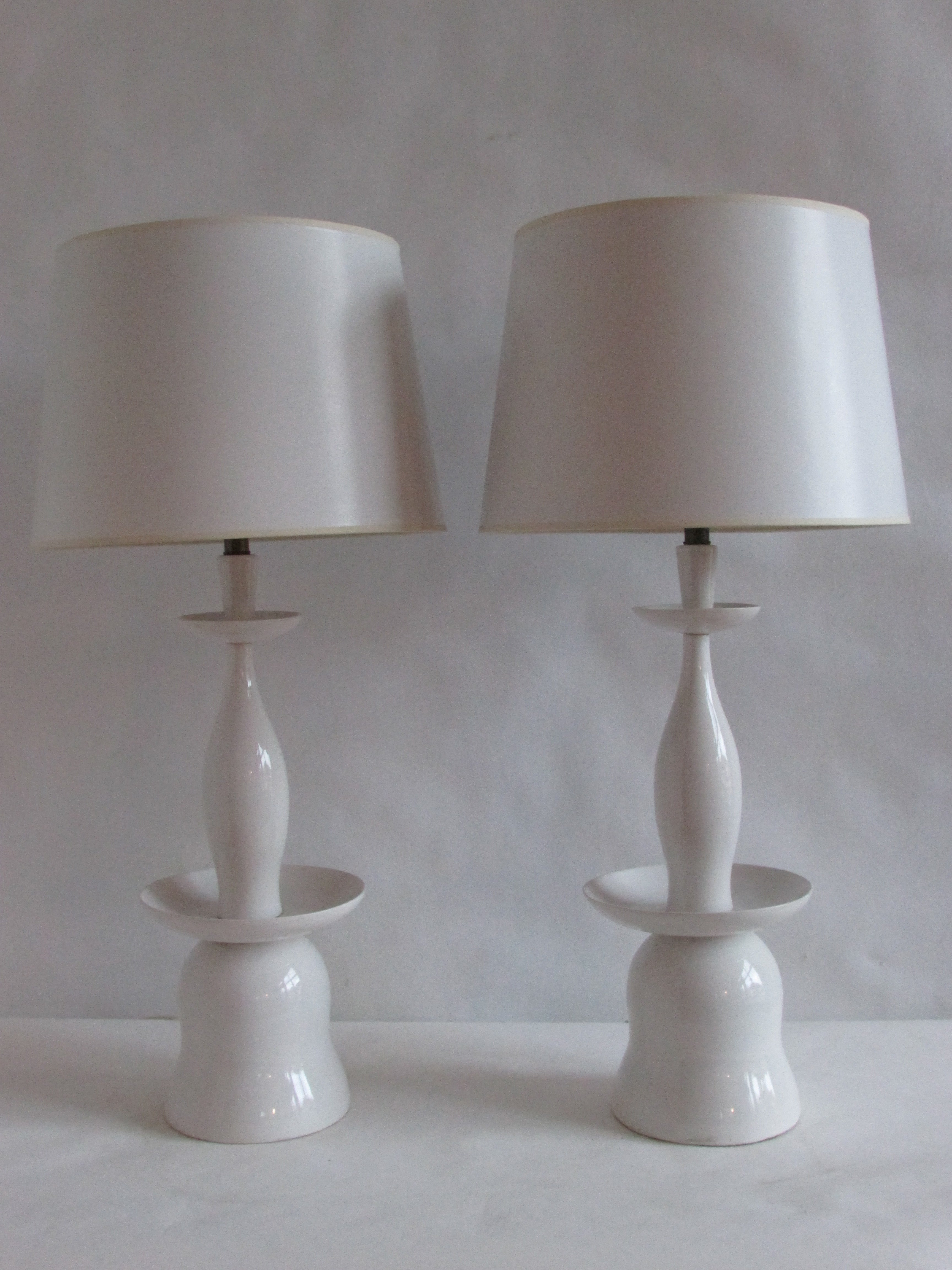 White Porcelain Pagoda Form Lamps