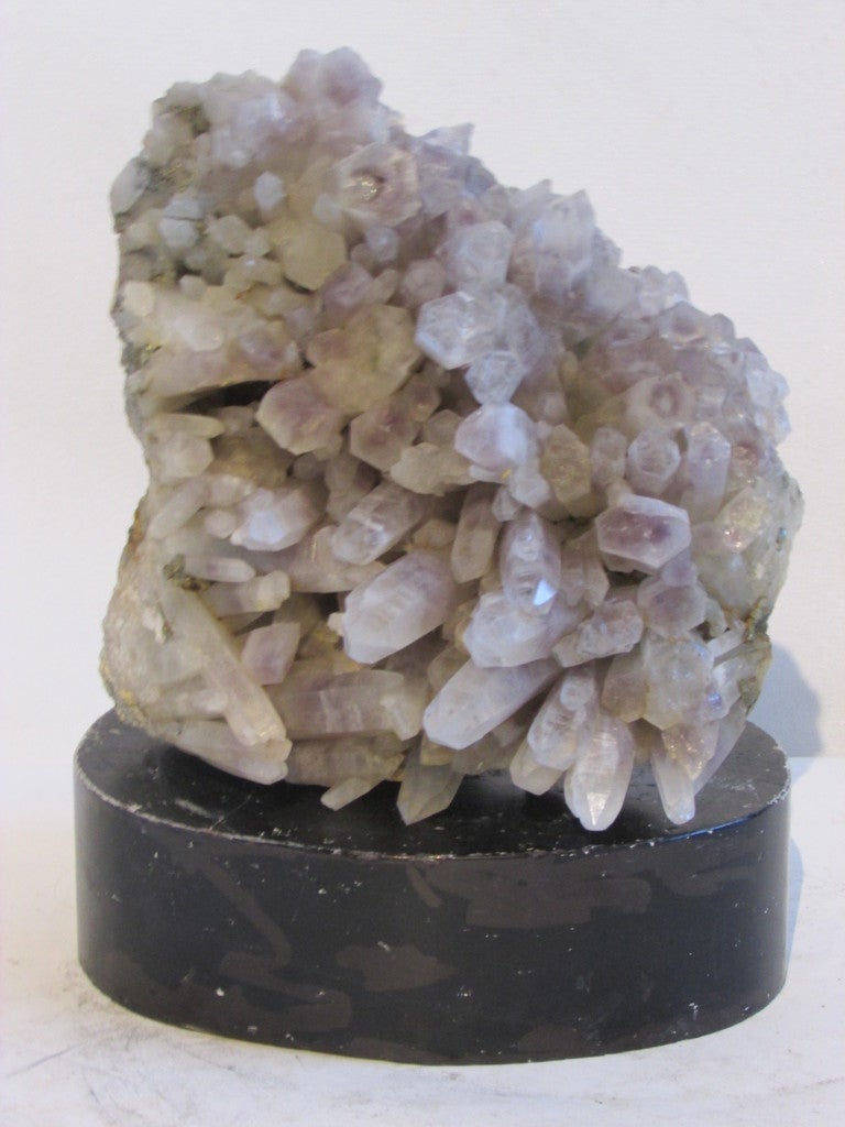 Quartz Crystal Cluster In Good Condition In Rochester, NY