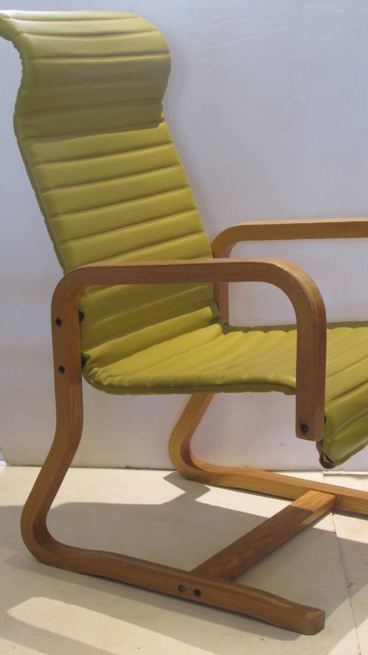 Mid-Century Modern Pair Thonet Cantilever Armchairs