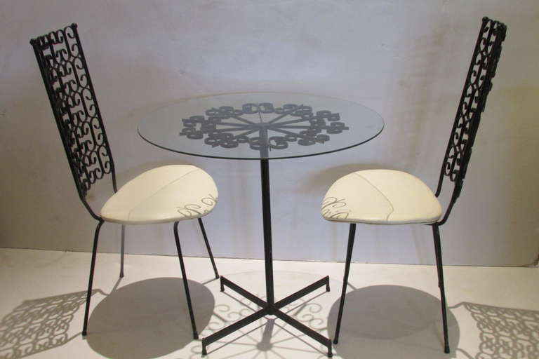 Grenada Collection Bistro Set By Arthur Umanoff In Excellent Condition In Rochester, NY