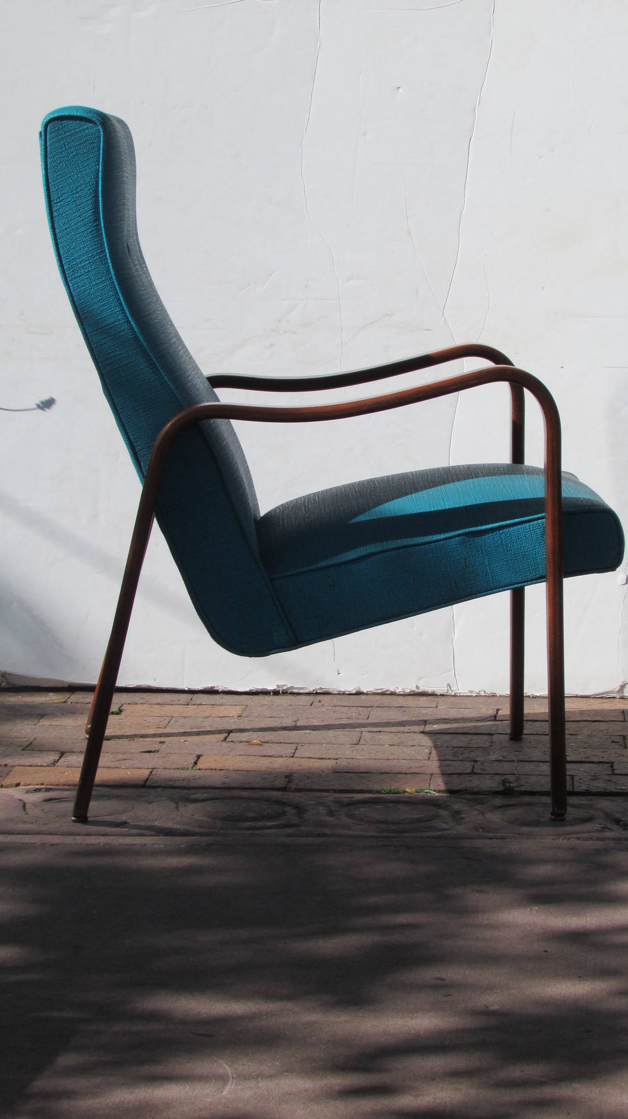 Streamlined Bentwood Lounge Chairs by Thonet In Excellent Condition In Rochester, NY