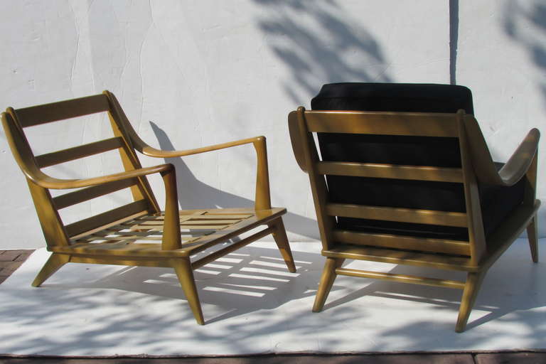 Mid-Century Modern Heywood Wakefield Streamlined Lounge Chairs