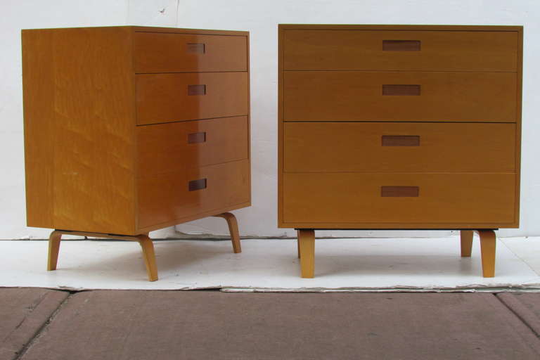 Four-Drawer Birch Chests by Clifford Pascoe In Good Condition In Rochester, NY