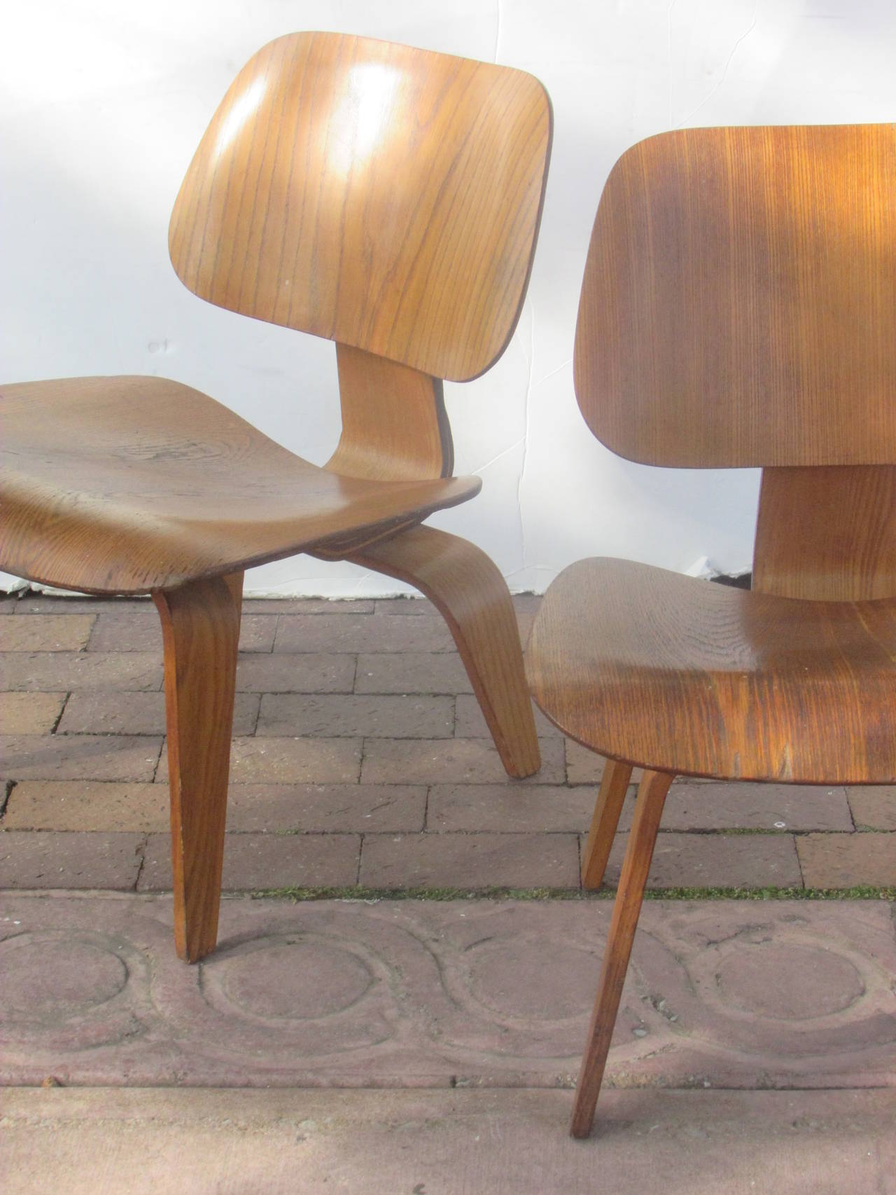 Early Eames LCW Lounge Chairs 1