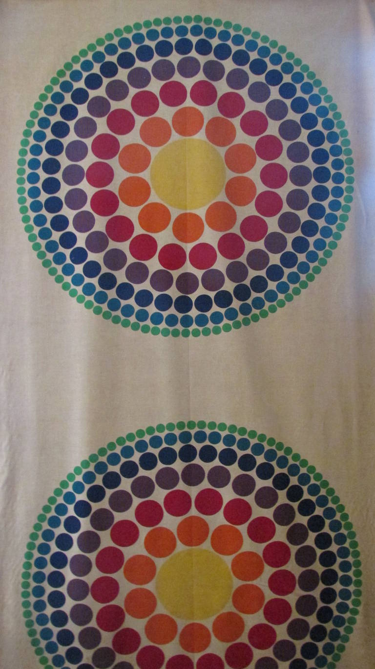 Op Art Eye Dazzler Textile Wall Hanging In Excellent Condition In Rochester, NY