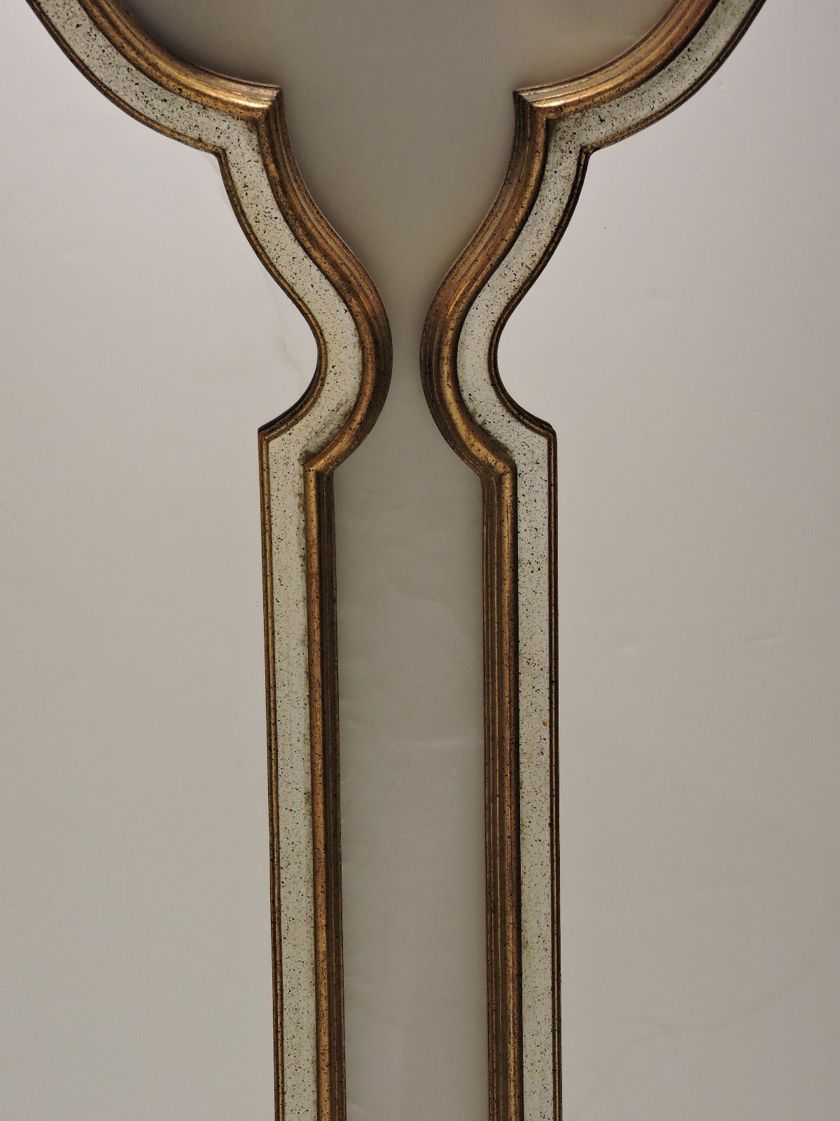 Pair of Labarge Gilded Silver Leaf Arch Top Mirrors In Excellent Condition In Rochester, NY