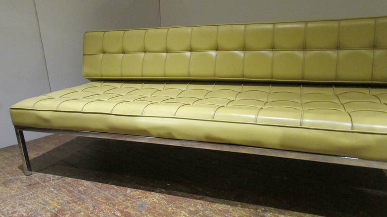 Florence Knoll Sofa  In Good Condition In Rochester, NY
