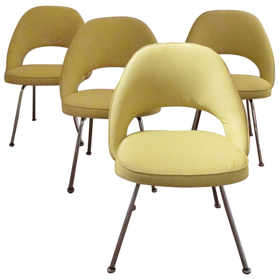 Saarinen Executive Chairs For Knoll