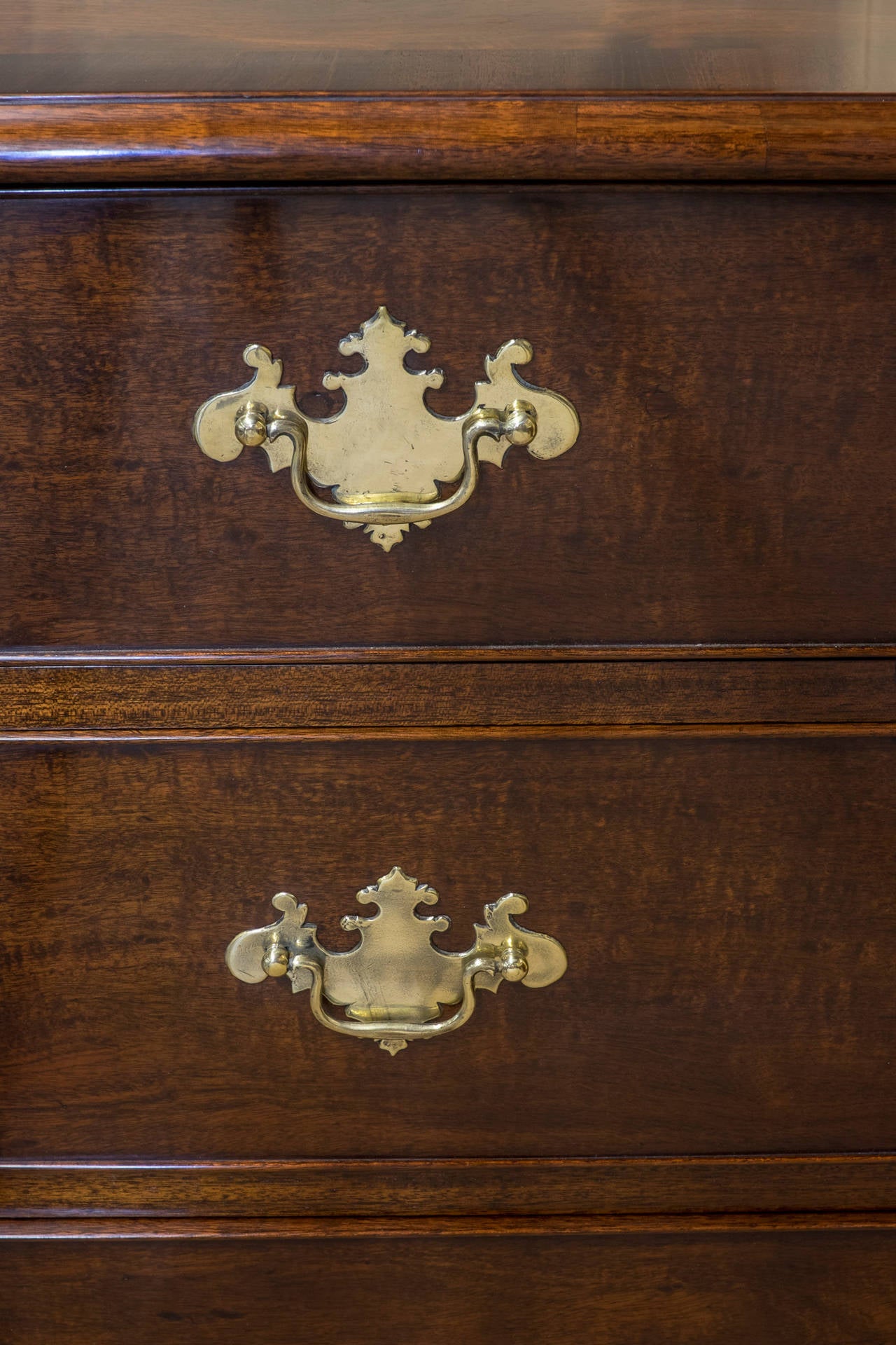 Georgian Mahogany Chest of Eight Drawers For Sale 2