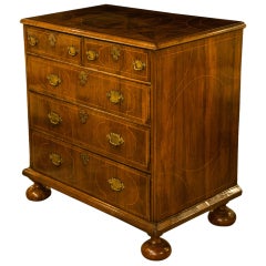 A Queen Anne Rosewood ANd Walnut Chest Of Drawers