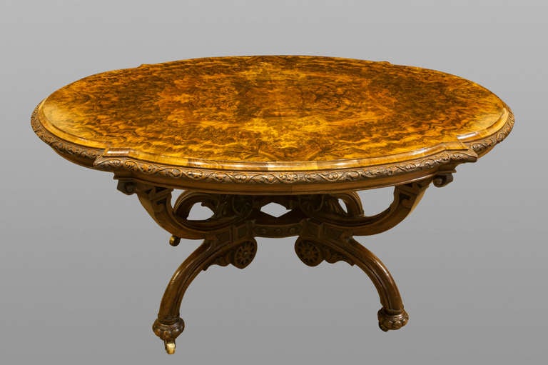 A Walnut and Burr Walnut centre table.
Circa 19th Century