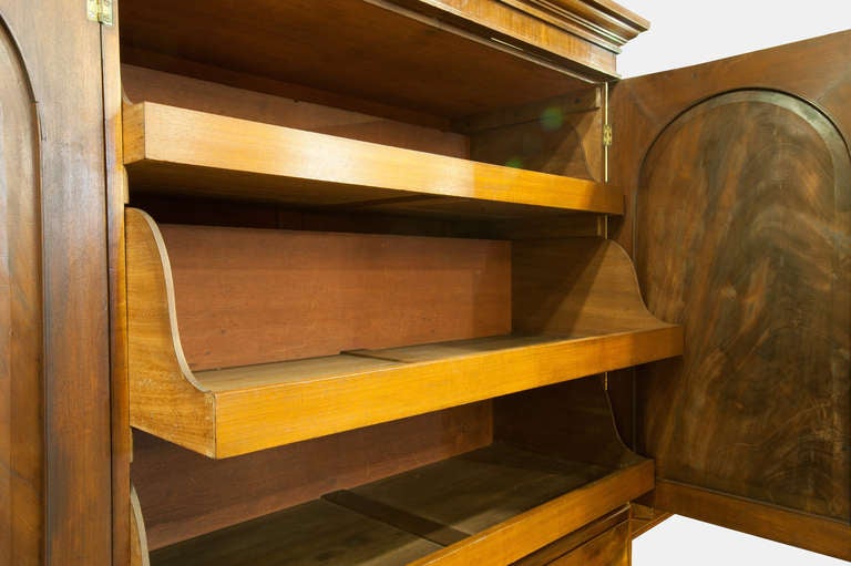 Georgian Mahogany Linen Press