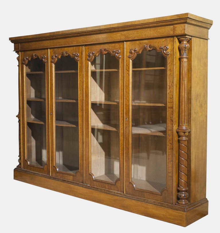 Golden Oak Four-Door Bookcase In Good Condition In Salisbury, GB