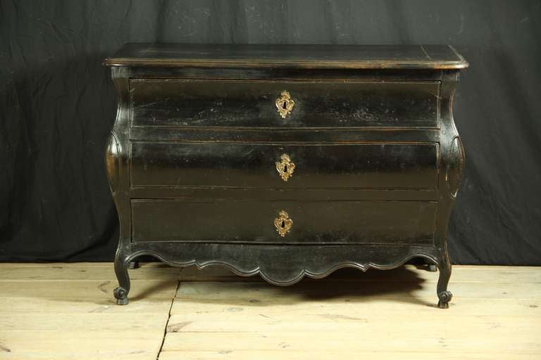 Louis XV Period Serpentine Bombe Commode