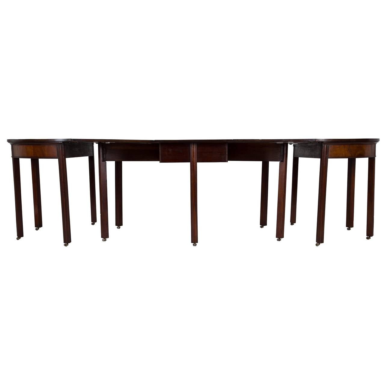 18th Century and Earlier George III Mahogany Dining Table