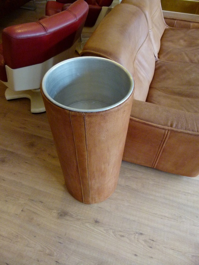Vintage de Sede modular suite with planters c.1972 Buffalo leather 3