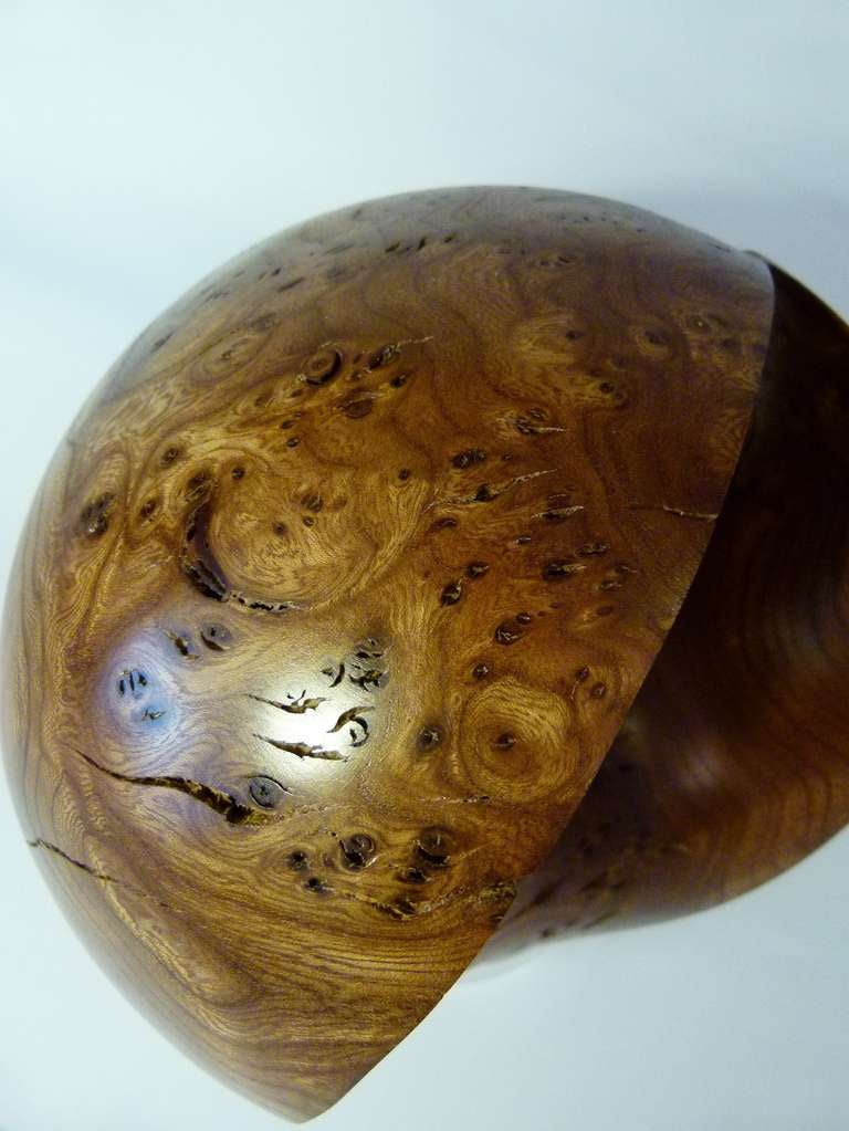 Contemporary abstract sculpture, 4D Sphere in Burr Elm by Samvado 200mm In Excellent Condition For Sale In London, GB