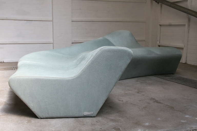 Contemporary Zaha Hadid Moraine Sofa, Aquamarine Pony Hide, circa 2004 For Sale 2