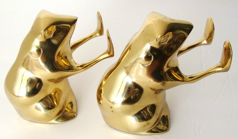 Whimsical Pair Mid Century Brass Frog Bookends In Excellent Condition For Sale In South Coast, CA