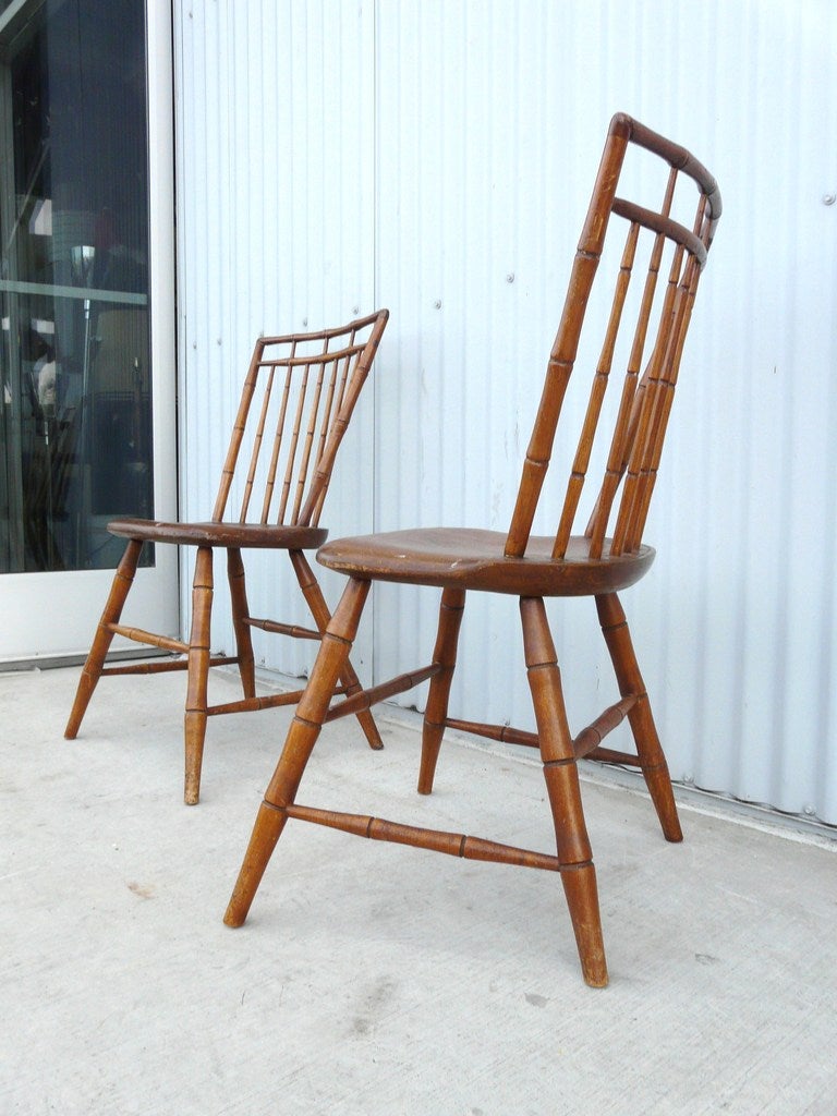 Pair Early American Birdcage Windsor Chairs In Excellent Condition For Sale In South Coast, CA