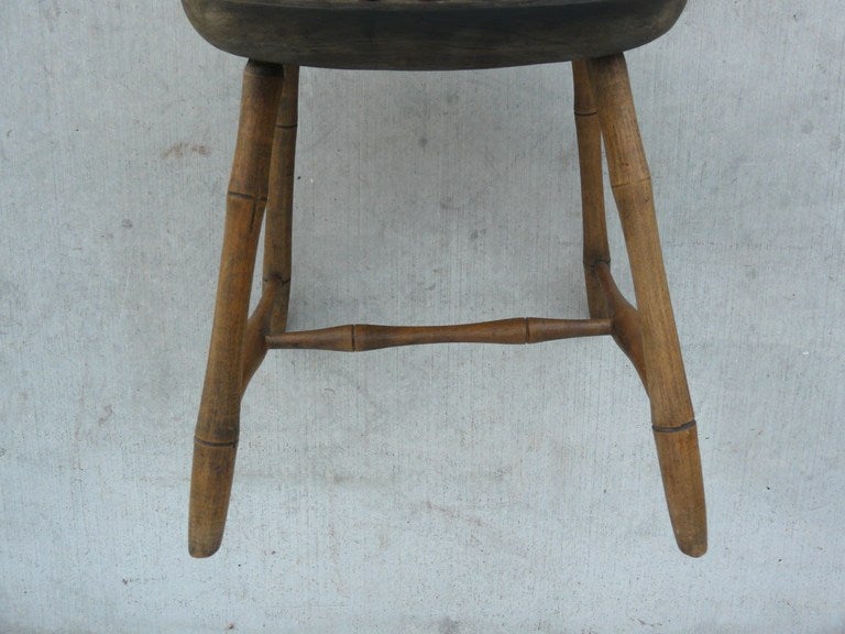 Very Old American Hoop Back Windsor Chair For Sale 3