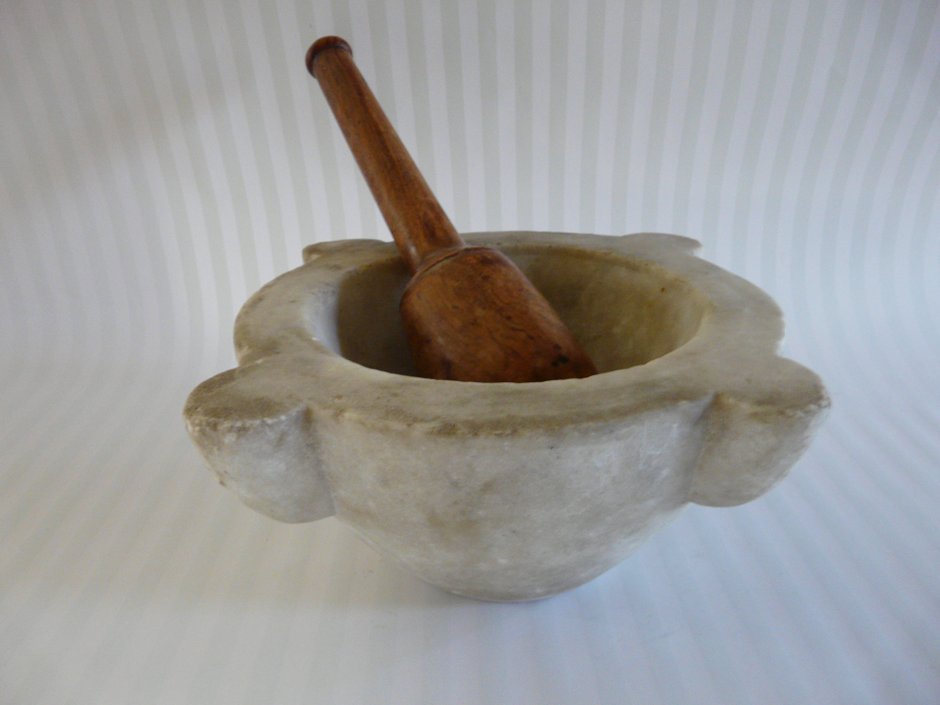 Antique English Marble Mortar & Pestle  For Sale