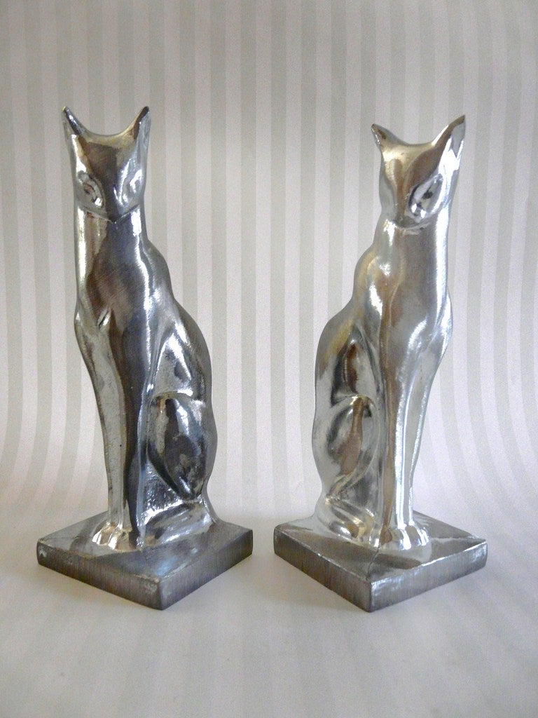 Pair Vintage Frankart Cat Bookends Art Deco In Excellent Condition In South Coast, CA