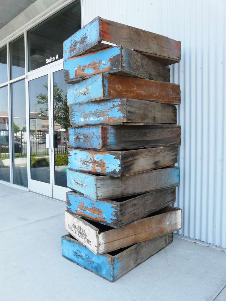 10 Large Vintage Vineyard Wood Crates Painted Cerulean Blue Planters Boxes In Distressed Condition For Sale In South Coast, CA