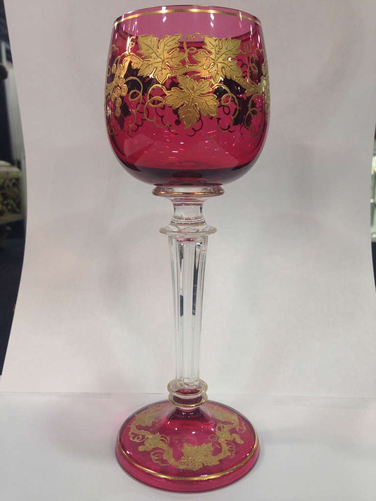 20th Century French Cranberry and Clear Wine Glasses with Gilt Grape Highlights, circa 1900 For Sale