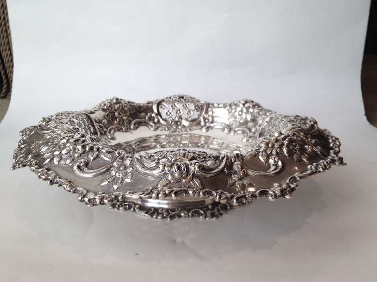 A very strong pair of compotes, the size of two medium center pieces. The silver is beautifully executed, chased to perfection and showing off the finest
Repousse work you will see. You can certainly split them up to use as you wish,
You will be