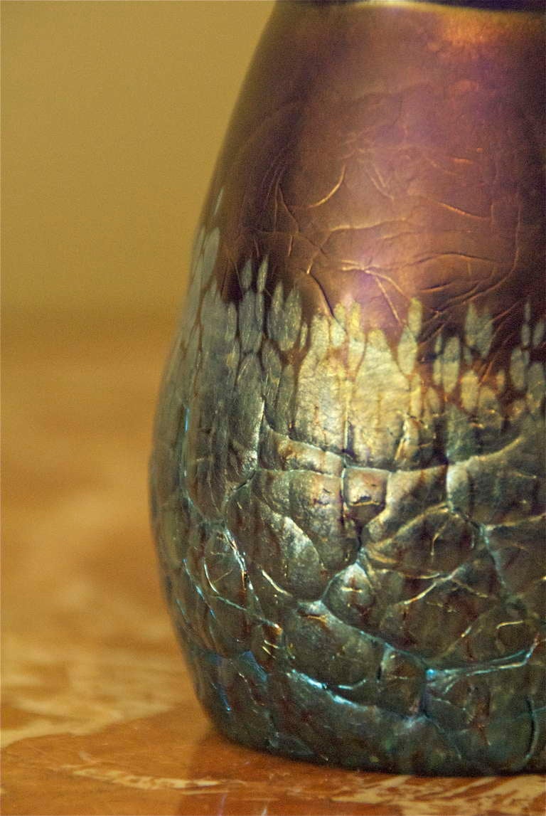 Loetz Lava art Glass Vase with Iridescent Glaze c.1900 1