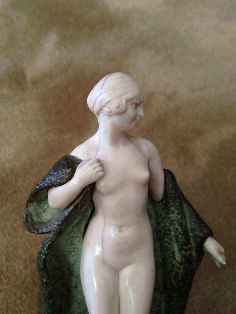 French Art Deco Bronze and Ivory Nude ca. 1925 Signed Descomps 3
