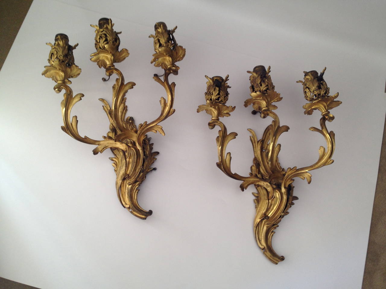 Beautiful Gilt Cast Bronze Wall Sconces, circa 1900 In Excellent Condition For Sale In Redding, CA