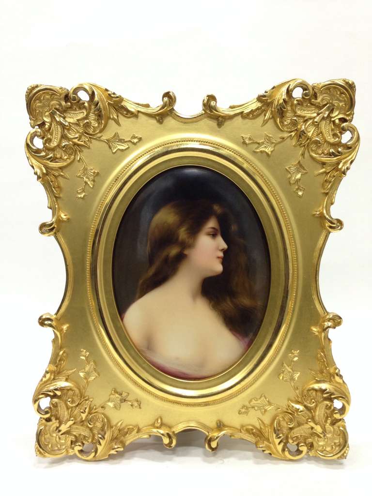 This beautiful hand painted plaque is a very popular subject signed Wagner and of the highest quality. The plaque is in exceptional condition.
