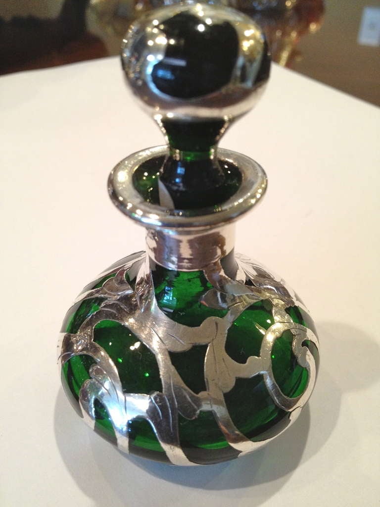 American Art Nouveau Silver Overlay Perfume Emerald Green Glass c.1900 For Sale