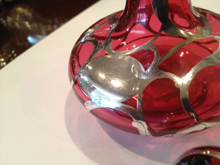 Art Nouveau Red Glass Silver Overlay Perfume Bottle c. 1900 In Excellent Condition In Redding, CA