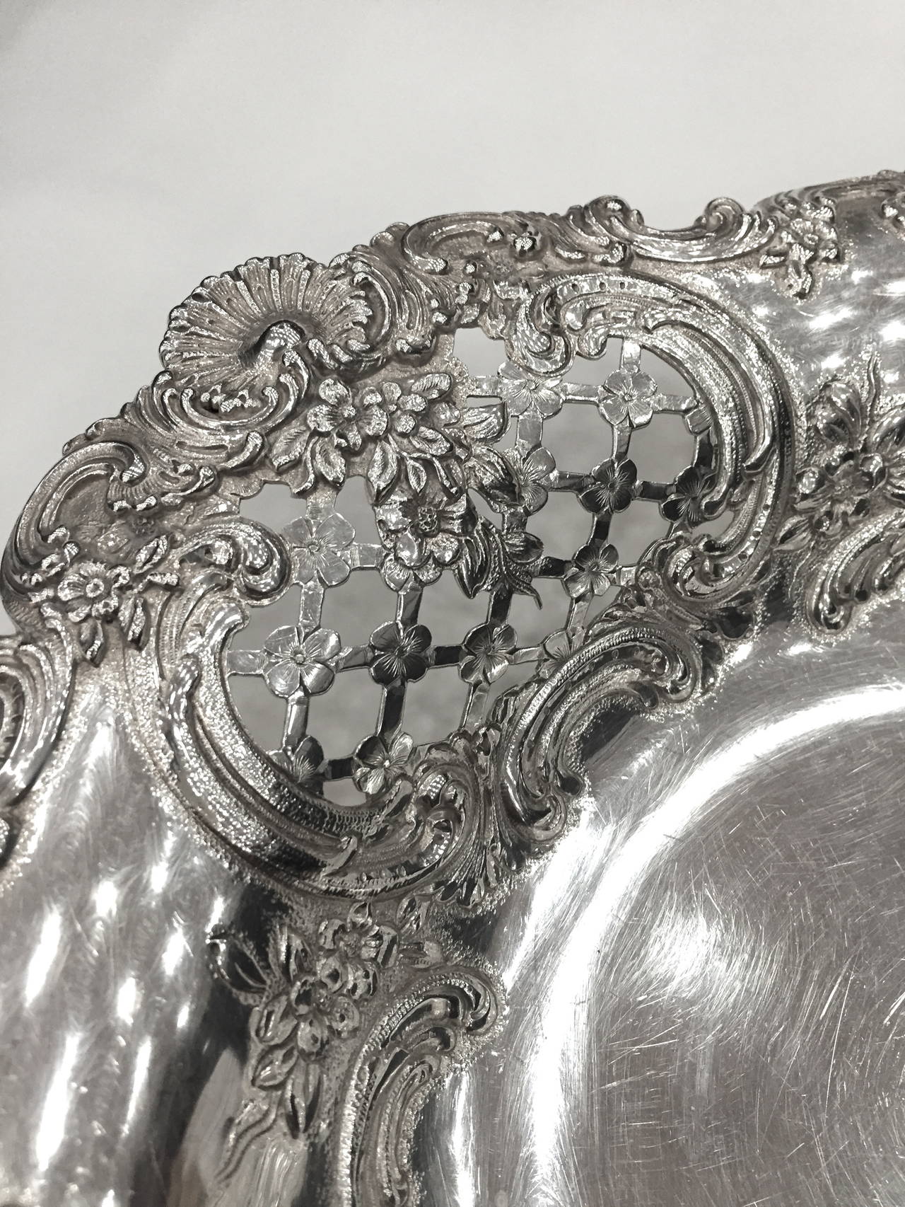 Tiffany and Co. Sterling Silver Garniture Bowl, circa 1900 In Excellent Condition In Redding, CA
