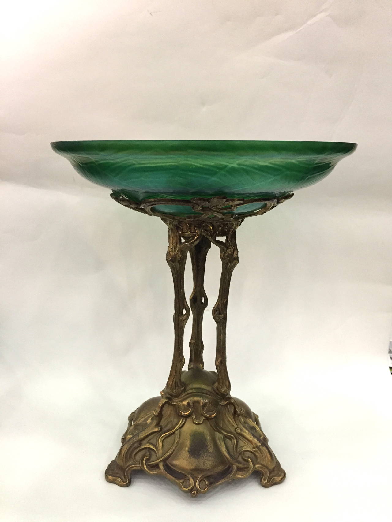 Fantastic Loetz style art glass spider web bowl on stand, very rare and in excellent.
Condition. This is centerpiece size.
Dimensions: 12.5 x 10.5.