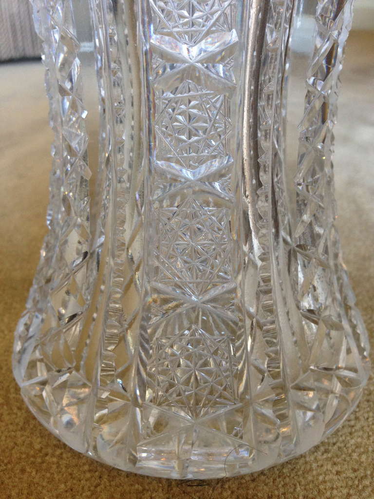 20th Century American Brilliant Cut-Glass Vase Beautiful Geometric Pattern, circa 1920s For Sale
