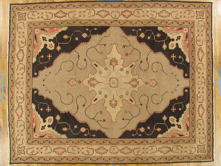Agra rugs are the most highly sought after of the 19th century Antique Indian rugs today. Agra rugs were extremely well made heavy durable rugs and are considered the best of Indian rugs in the post-Mughal period.
Agra rugs are a combination of