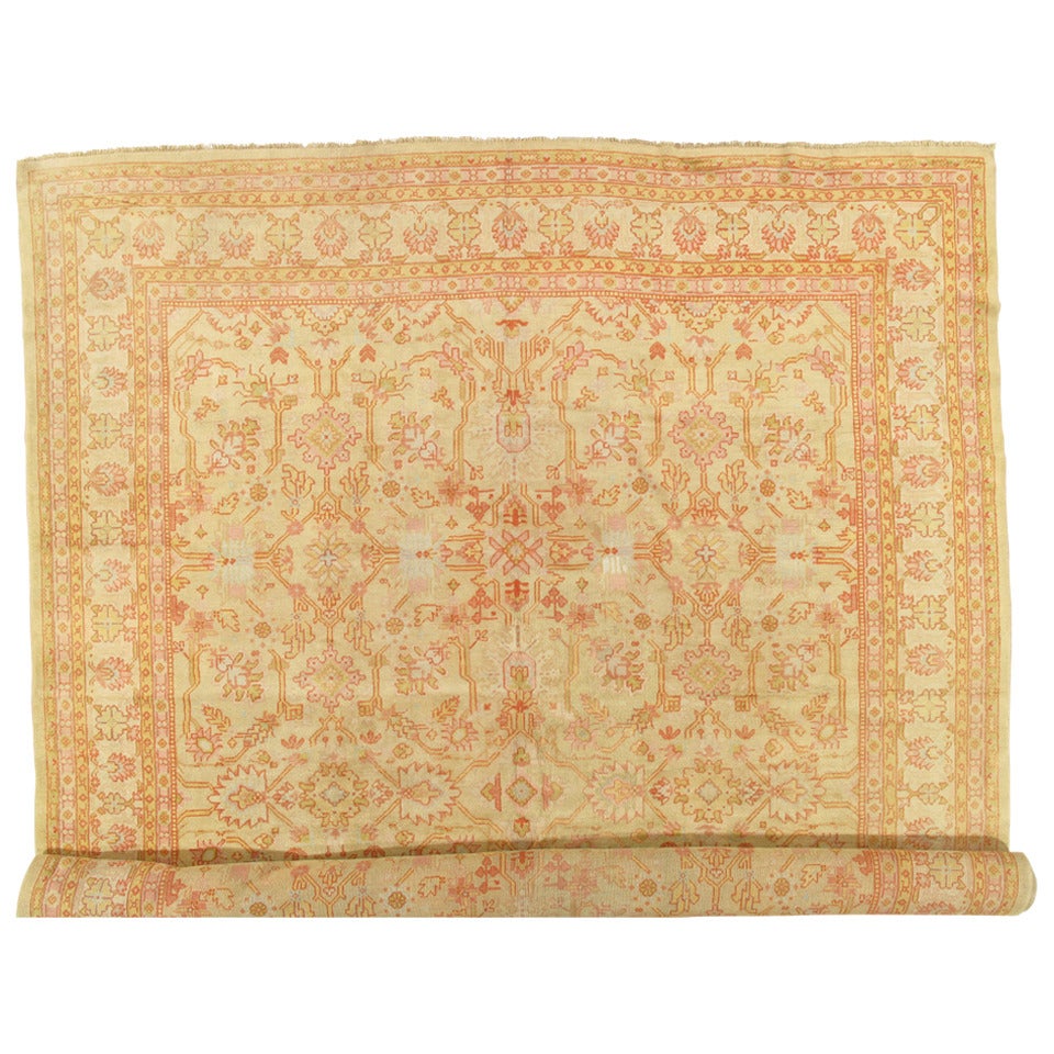 Antiker türkischer Oushak-Teppich, handgefertigter orientalischer Teppich, Beige, Taupe, Salbei, Koralle