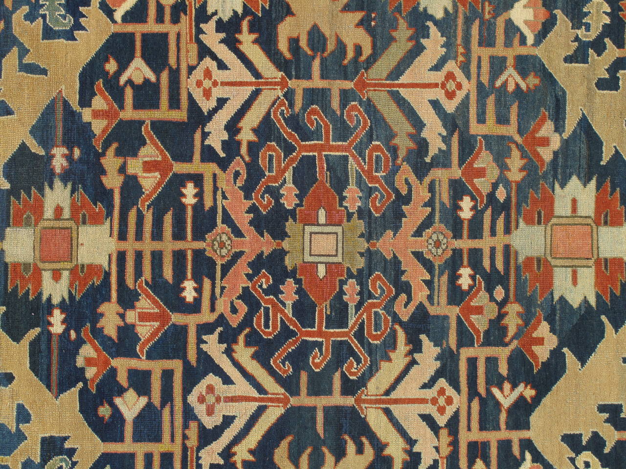 Antique Heriz Carpet 9'7
