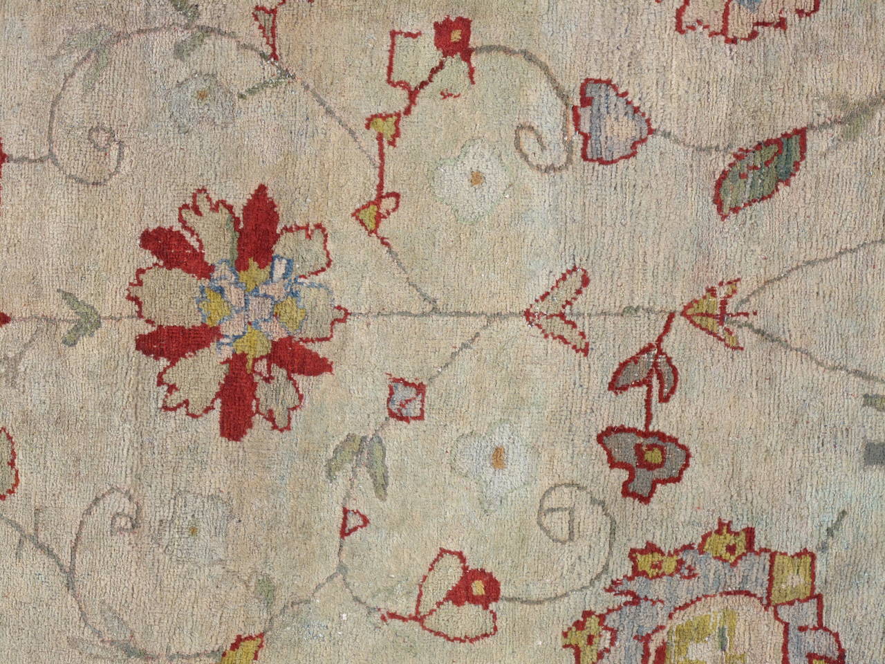 Noué à la main Tapis persan ancien Sultanabad, tapis oriental fait à la main, bleu clair, ivoire, rouge en vente