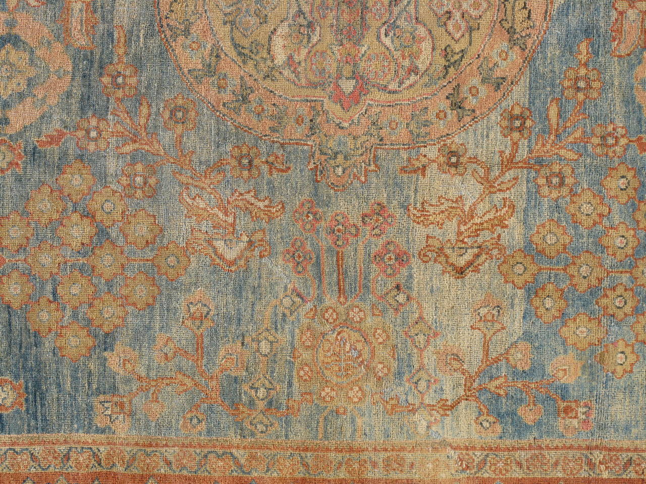 Antique Sultanabad Carpet, Handmade Oriental Rug, Light Blue Wool Persian Carpet In Excellent Condition In Port Washington, NY