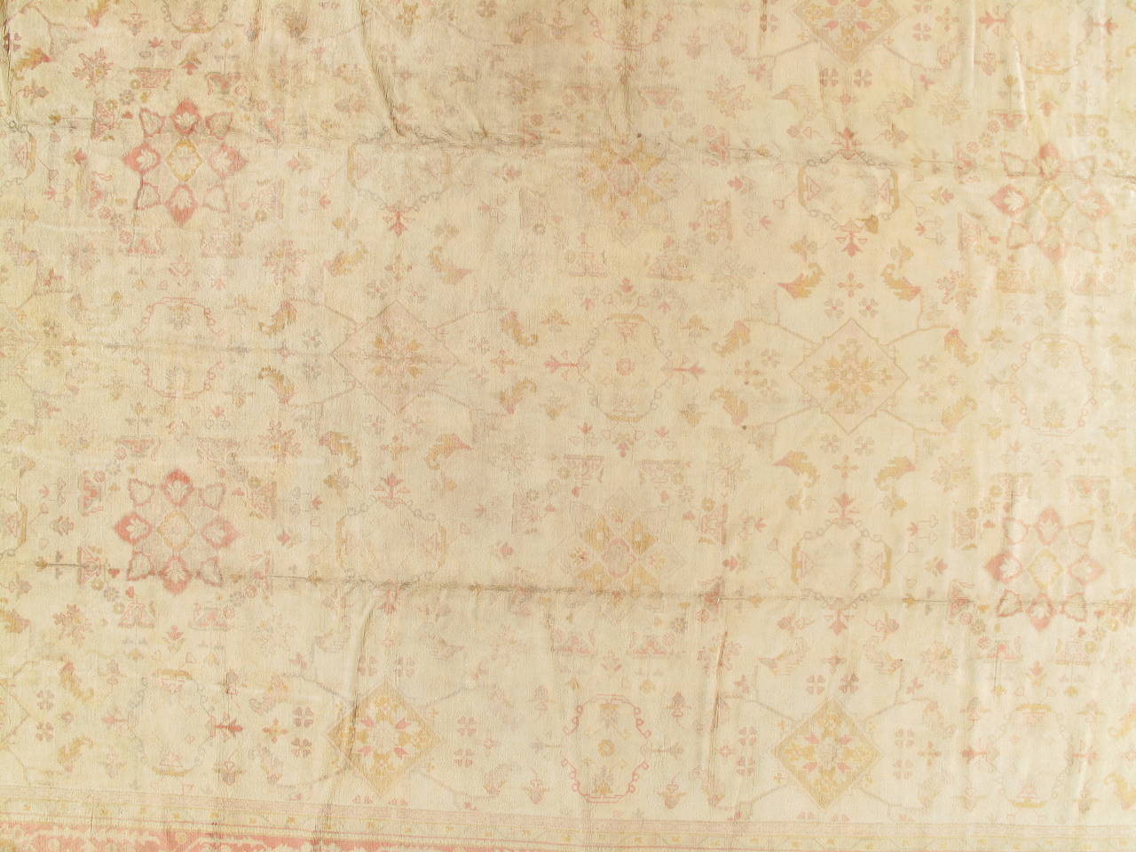 Antiker antiker Oushak-Teppich, handgefertigter orientalischer Teppich mit Korallenkoralle, Taupe, Creme fein (Wolle) im Angebot