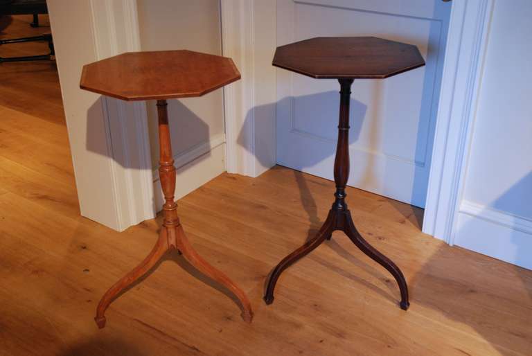 18th Century and Earlier An 18th Century Elegant Satinwood Tripod Table For Sale