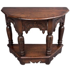 Oak credence table 1600c 