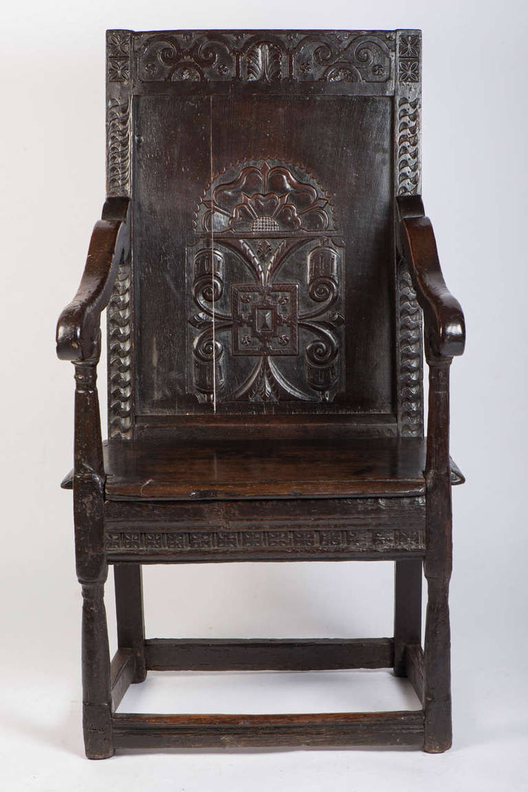 Oak Wainscot Chair In Good Condition For Sale In Derbyshire, GB